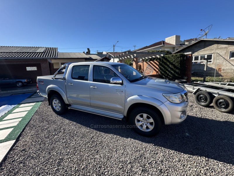 hilux 3.0 srv 4x4 cd 16v turbo intercooler diesel 4p automatico 2013 serafina correa