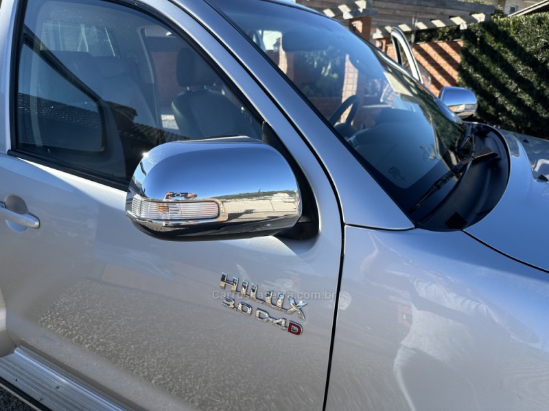 HILUX 3.0 SRV 4X4 CD 16V TURBO INTERCOOLER DIESEL 4P AUTOMÁTICO - 2013 - SERAFINA CORRêA