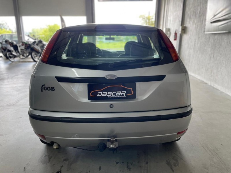 FOCUS 1.6 8V FLEX 4P MANUAL - 2008 - BOM PRINCíPIO