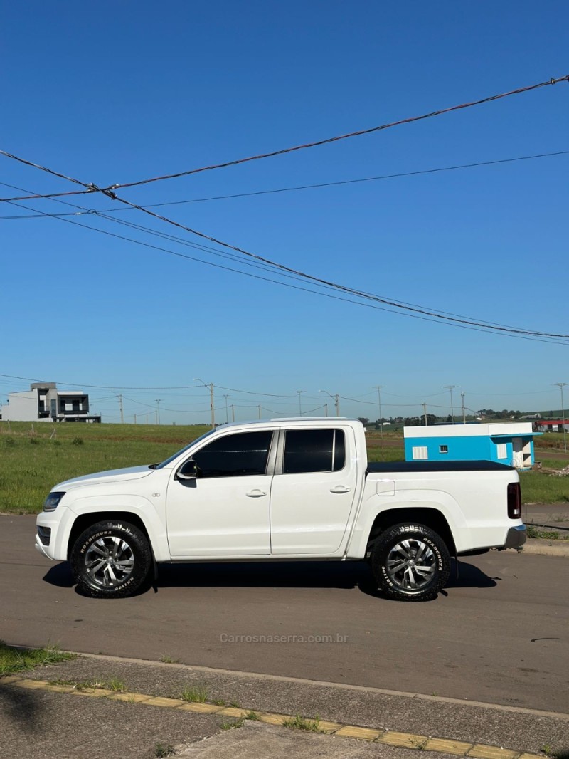 AMAROK 2.0 HIGHLINE 4X4 CD 16V TURBO INTERCOOLER DIESEL 4P AUTOMÁTICO - 2018 - PASSO FUNDO