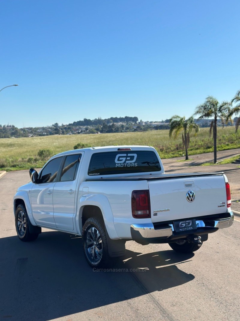 AMAROK 2.0 HIGHLINE 4X4 CD 16V TURBO INTERCOOLER DIESEL 4P AUTOMÁTICO - 2018 - PASSO FUNDO