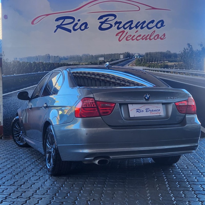 320I 2.0 16V GASOLINA 4P AUTOMÁTICO - 2010 - CAXIAS DO SUL