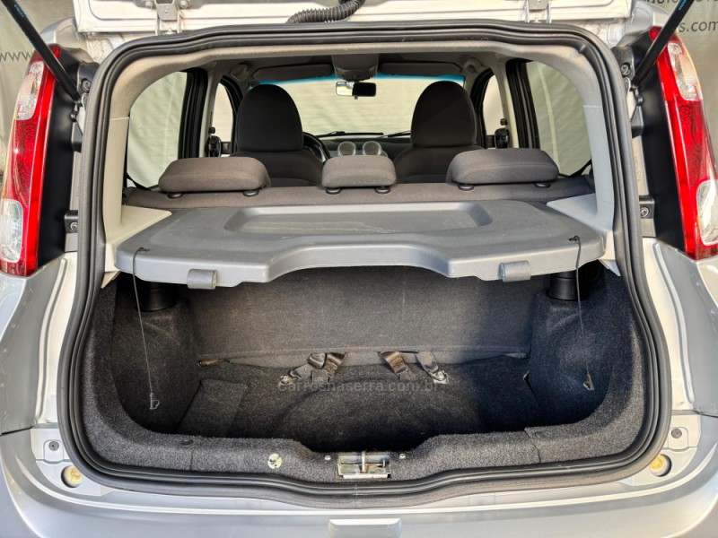 UNO 1.4 ATTRACTIVE 8V FLEX 4P MANUAL - 2011 - NOVA PRATA