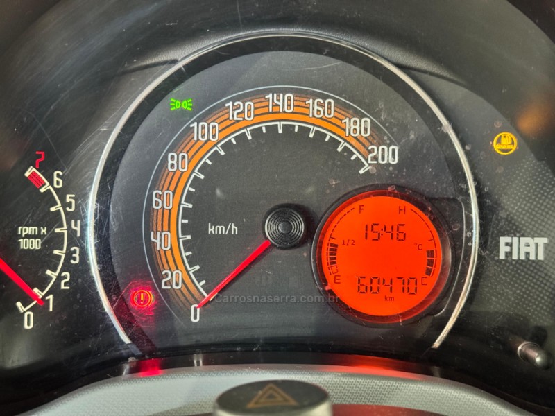 UNO 1.4 ATTRACTIVE 8V FLEX 4P MANUAL - 2011 - NOVA PRATA