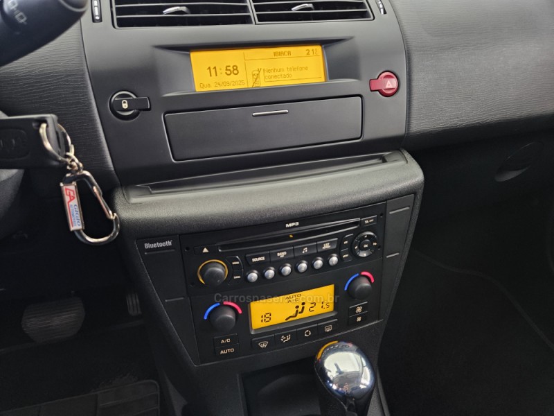 C4 2.0 GLX 16V FLEX 4P AUTOMÁTICO - 2013 - TAPEJARA