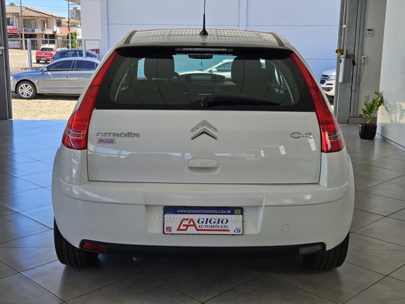 C4 2.0 GLX 16V FLEX 4P AUTOMÁTICO - 2013 - TAPEJARA
