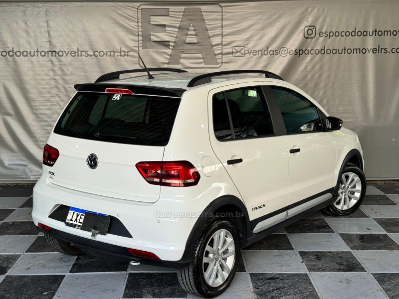 FOX 1.0 MPI TRACK 12V FLEX 4P MANUAL - 2016 - NOVA PRATA