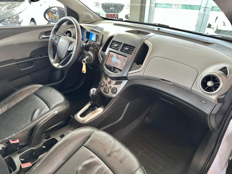 SONIC 1.6 LTZ EFFECT 16V FLEX 4P AUTOMÁTICO - 2014 - CAXIAS DO SUL