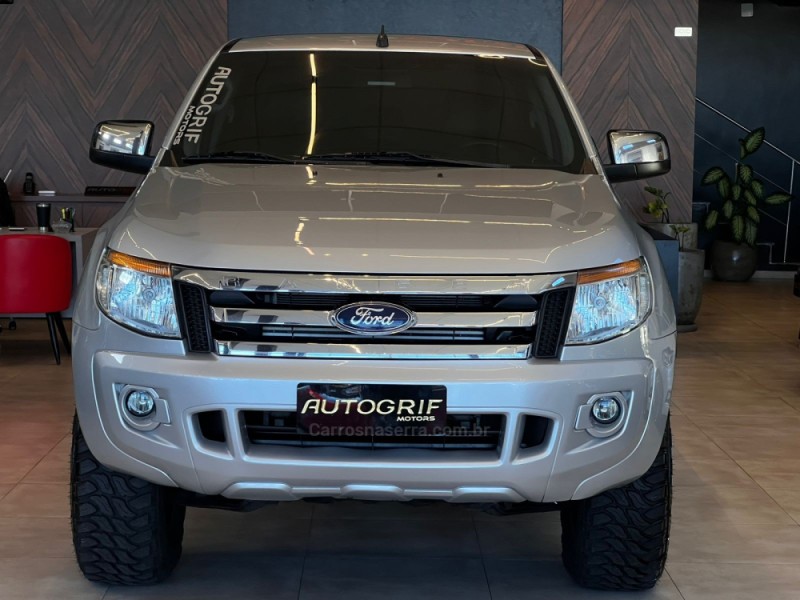 RANGER 3.2 XLT 4X4 CD 20V DIESEL 4P AUTOMÁTICO - 2015 - CAMPO BOM