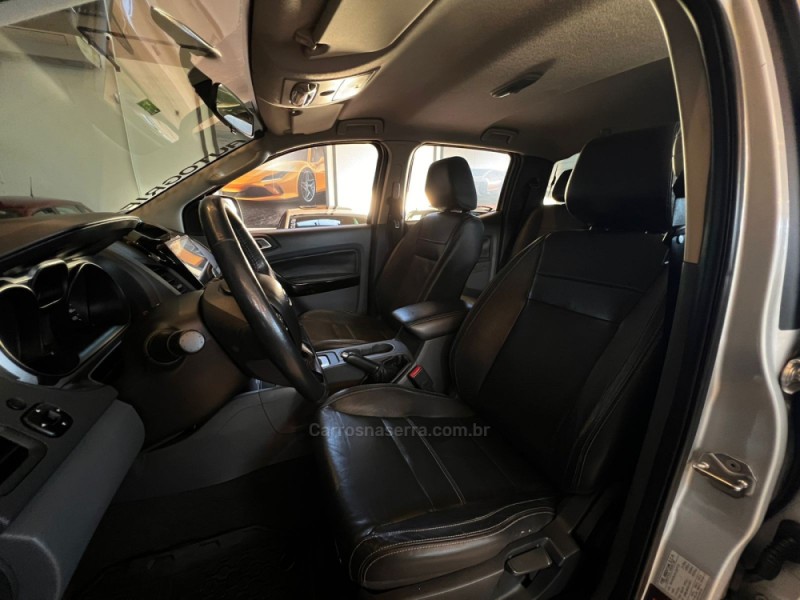 RANGER 3.2 XLT 4X4 CD 20V DIESEL 4P AUTOMÁTICO - 2015 - CAMPO BOM