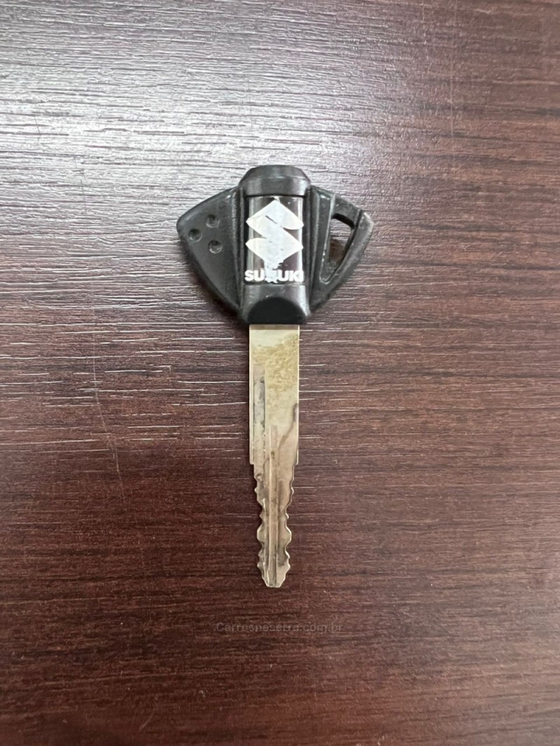 GSR 750ZA - 2016 - CAMPO BOM