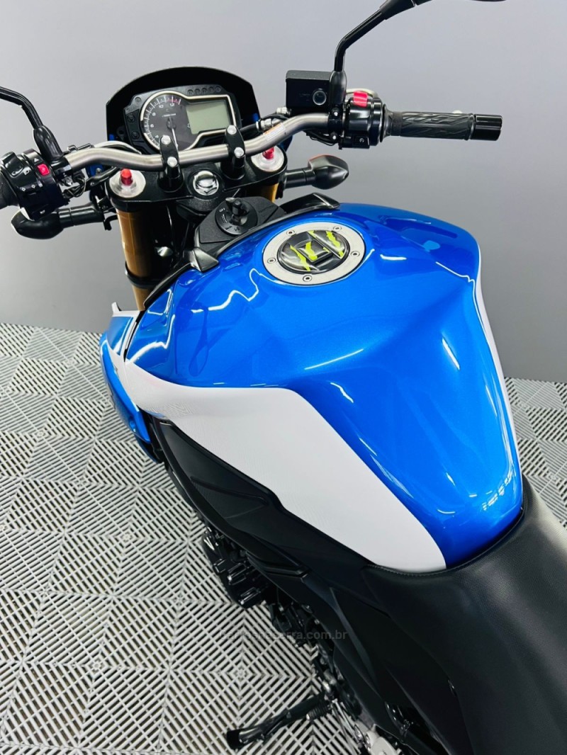 GSR 750ZA - 2016 - CAMPO BOM