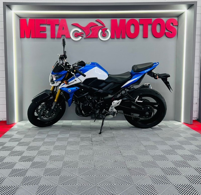 GSR 750ZA - 2016 - CAMPO BOM