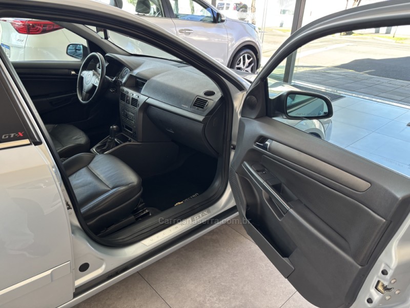 VECTRA 2.0 SFI GT-X HATCH 8V FLEX 4P MANUAL - 2010 - BENTO GONçALVES
