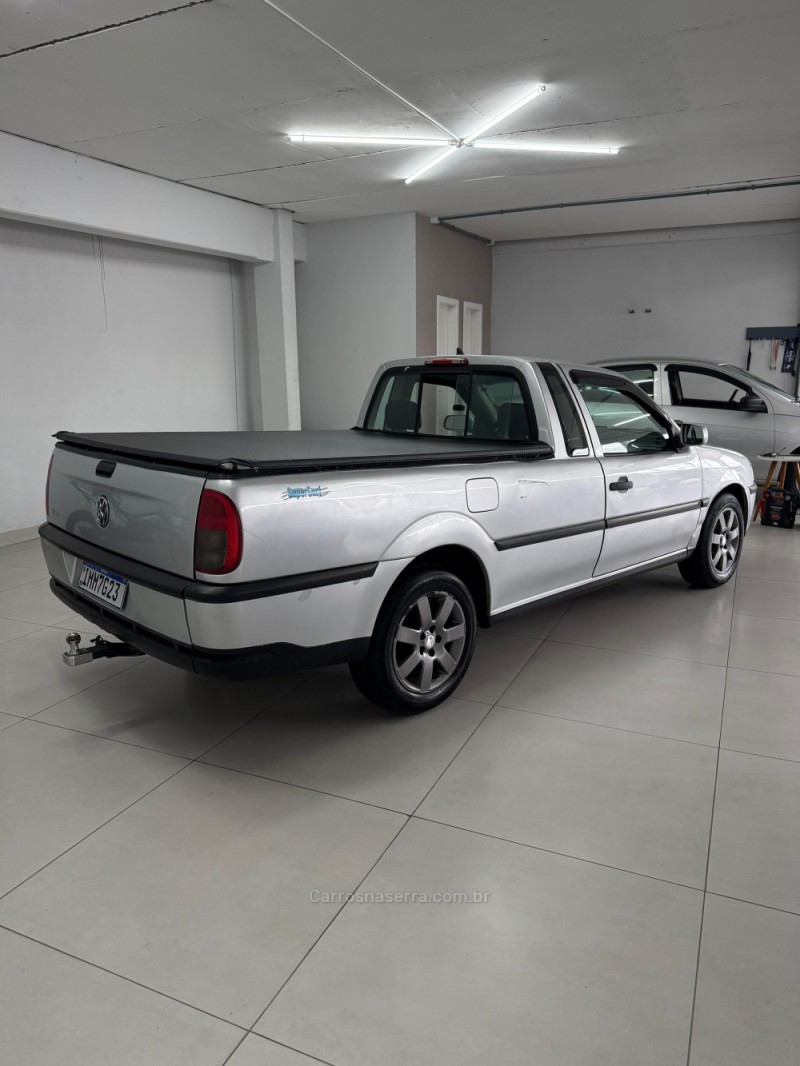 SAVEIRO 1.6 MI SUPER SURF CS 8V GASOLINA 2P MANUAL G.III - 2005 - SANTA CRUZ DO SUL