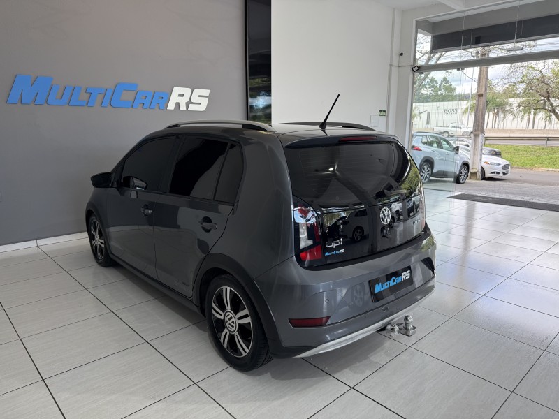 UP 1.0 TSI XTREME UP 12V FLEX 4P MANUAL - 2020 - ESTâNCIA VELHA