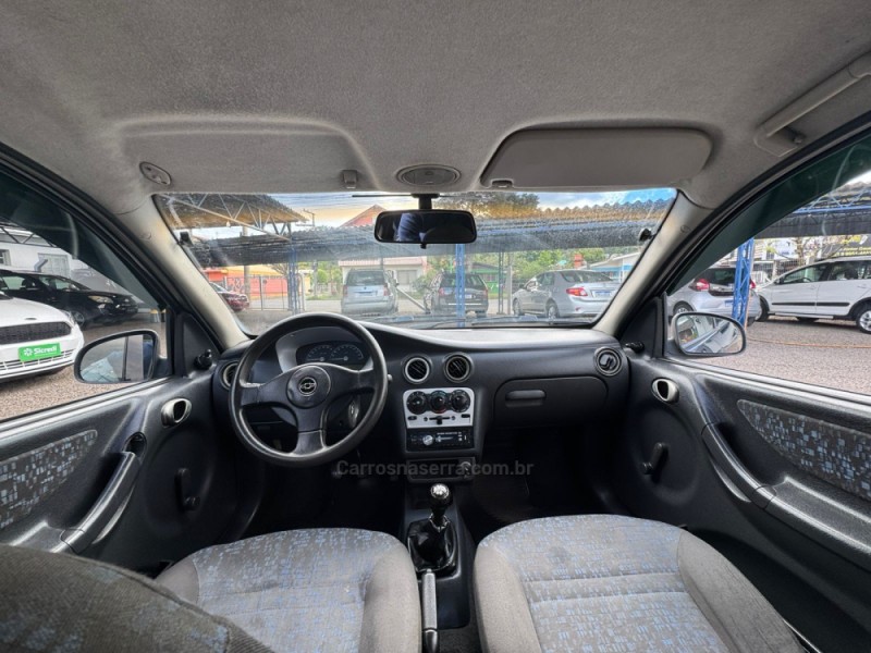 CELTA 1.4 MPFI SUPER 8V FLEX 4P MANUAL - 2005 - IGREJINHA