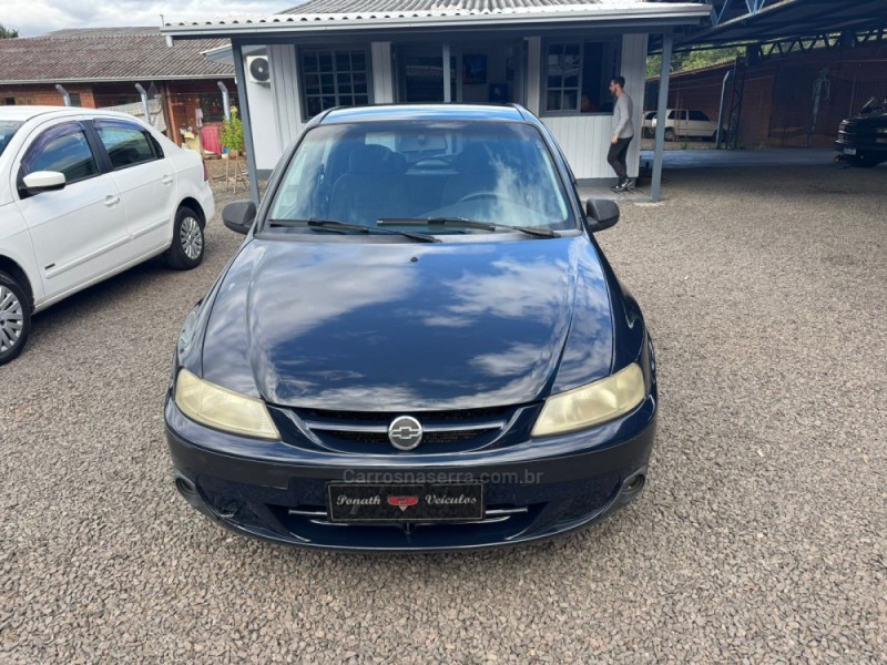 CELTA 1.4 MPFI SUPER 8V FLEX 4P MANUAL - 2005 - IGREJINHA