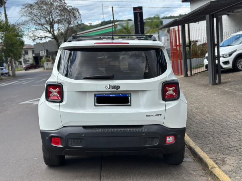 RENEGADE 1.8 16V FLEX SPORT 4P AUTOMÁTICO - 2016 - PAROBé