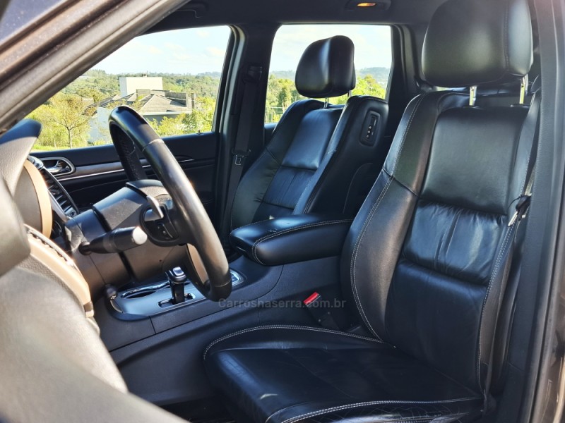 GRAND CHEROKEE 3.0 LIMITED 4X4 V6 24V TURBO DIESEL 4P AUTOMÁTICO - 2015 - BENTO GONçALVES