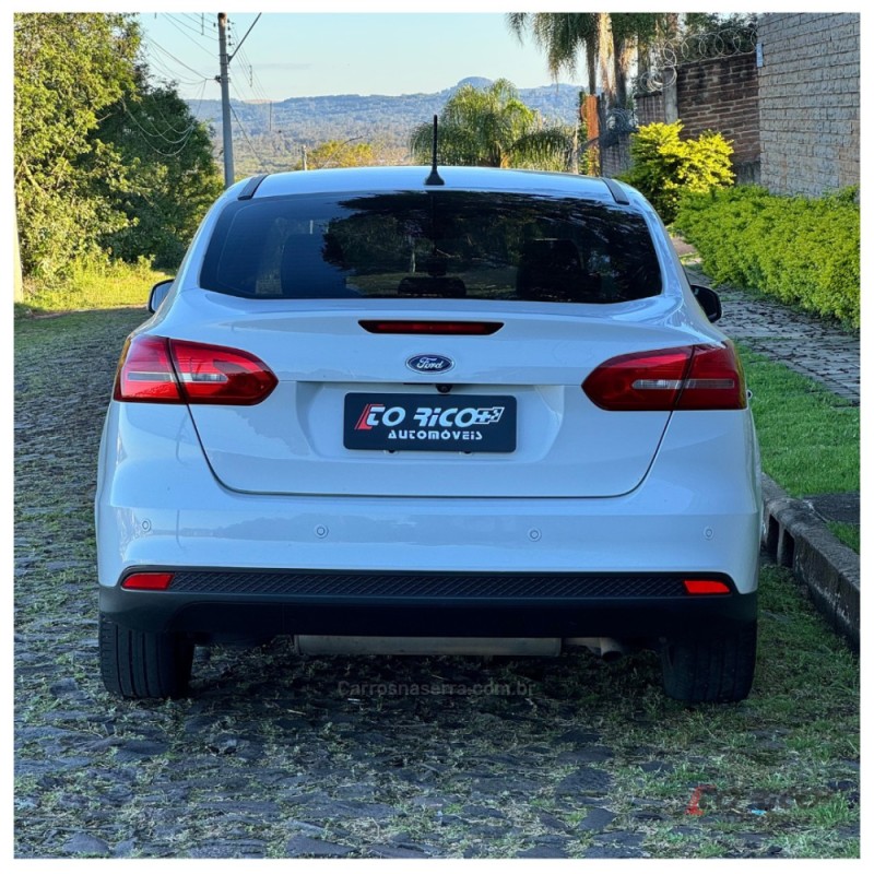 FOCUS 2.0 SE SEDAN 16V FLEX 4P AUTOMÁTICO - 2019 - CAMPO BOM