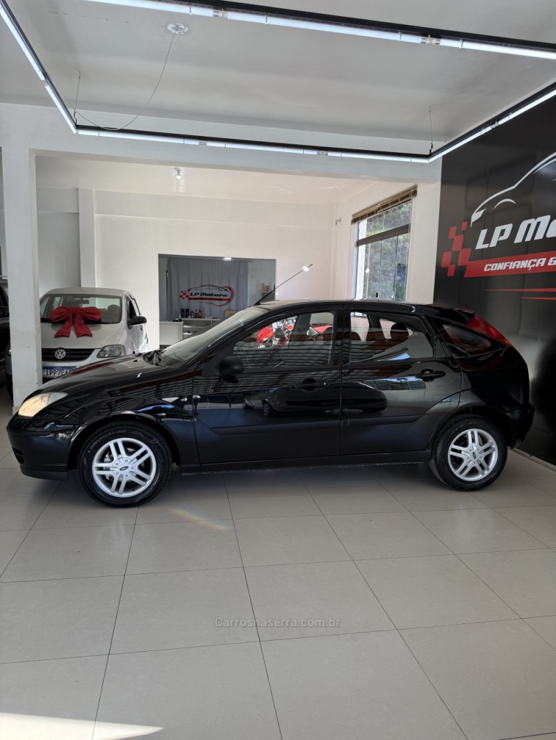 FOCUS 1.6 GL 8V GASOLINA 4P MANUAL - 2009 - FARROUPILHA