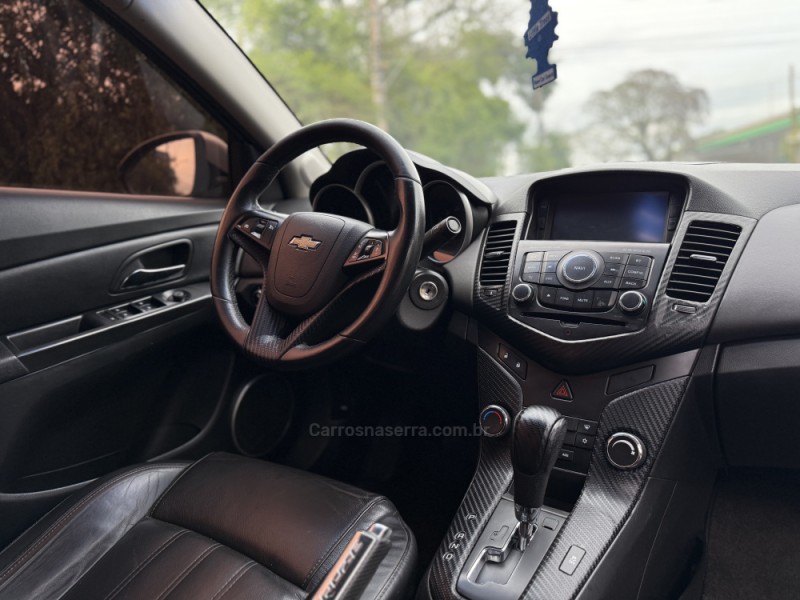 CRUZE 1.8 LT 16V FLEX 4P AUTOMÁTICO - 2012 - PAROBé