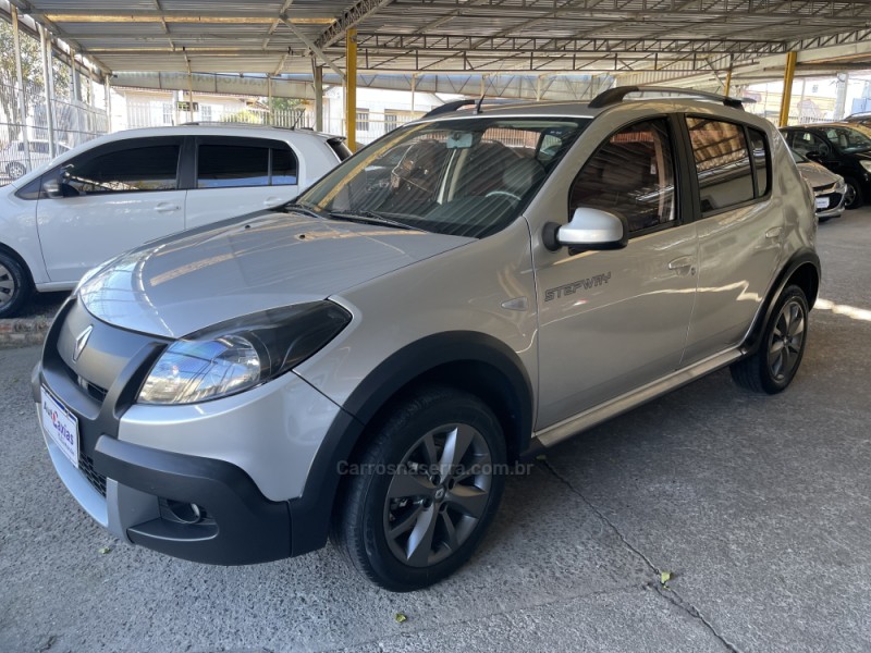 SANDERO 1.6 STEPWAY 16V FLEX 4P AUTOMÁTICO - 2013 - CAXIAS DO SUL