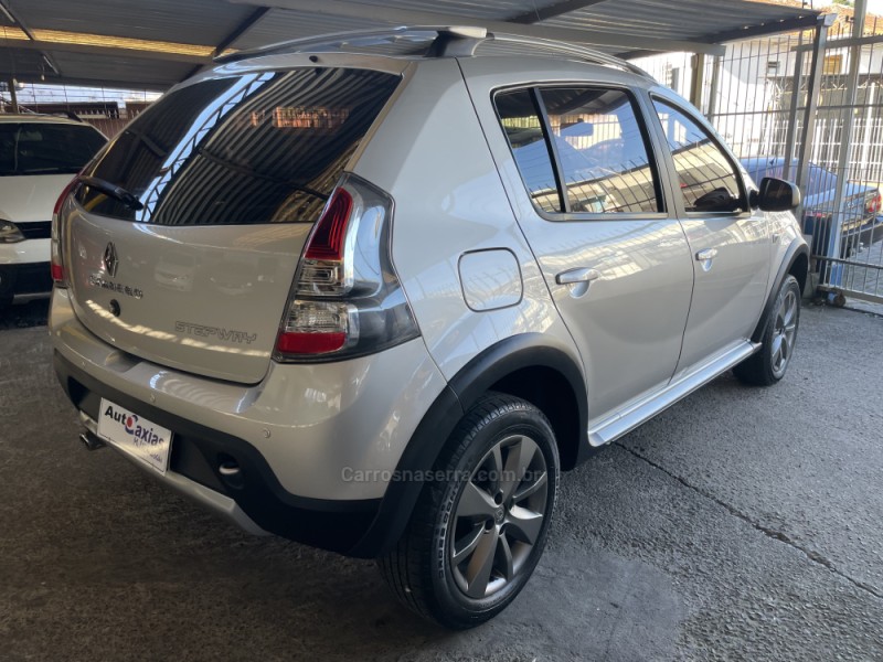 SANDERO 1.6 STEPWAY 16V FLEX 4P AUTOMÁTICO - 2013 - CAXIAS DO SUL