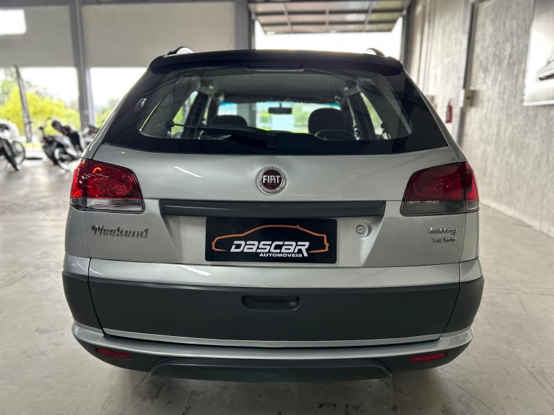 PALIO 1.6 TREKKING WEEKEND 16V FLEX 4P MANUAL - 2016 - BOM PRINCíPIO