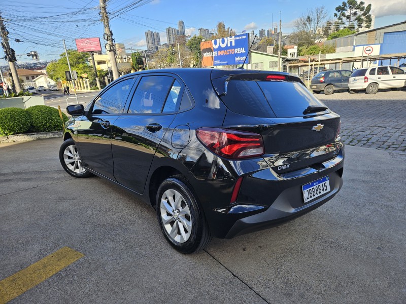 ONIX 1.0 LT 12V FLEX 4P MANUAL - 2022 - CAXIAS DO SUL