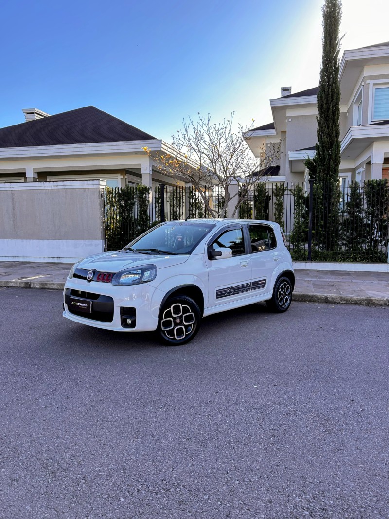 UNO 1.4 SPORTING 8V FLEX 4P MANUAL - 2015 - BENTO GONçALVES