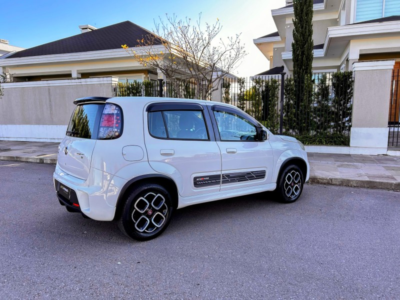 UNO 1.4 SPORTING 8V FLEX 4P MANUAL - 2015 - BENTO GONçALVES