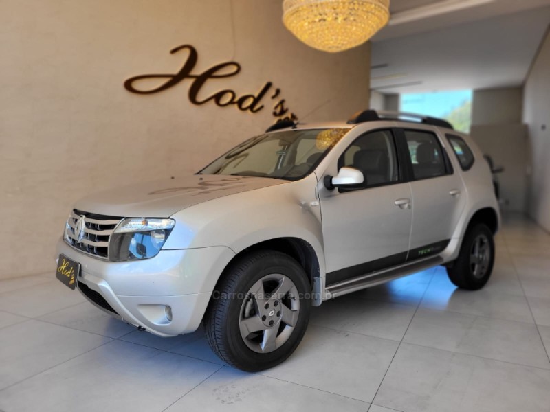 DUSTER 2.0 DYNAMIQUE 4X2 16V FLEX 4P AUTOMÁTICO - 2014 - CANELA