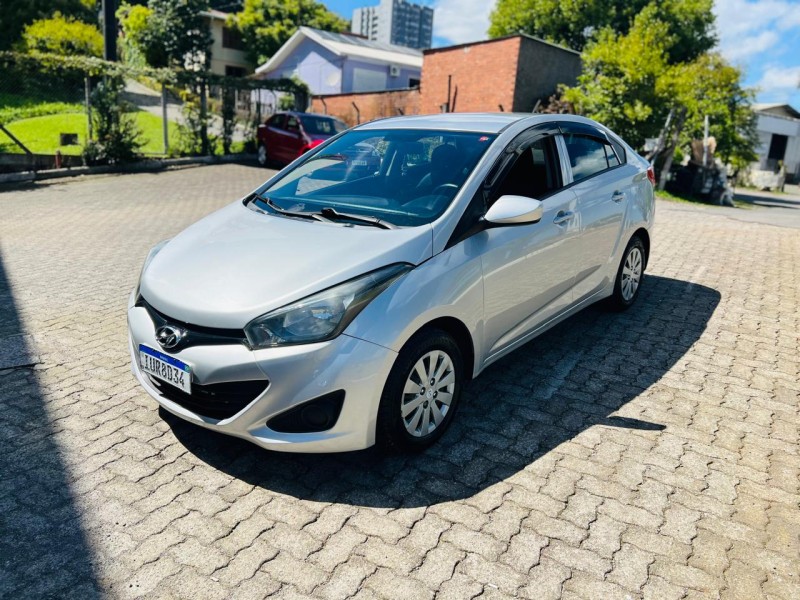 HB20S 1.6 COMFORT PLUS 16V FLEX 4P MANUAL - 2014 - BENTO GONçALVES