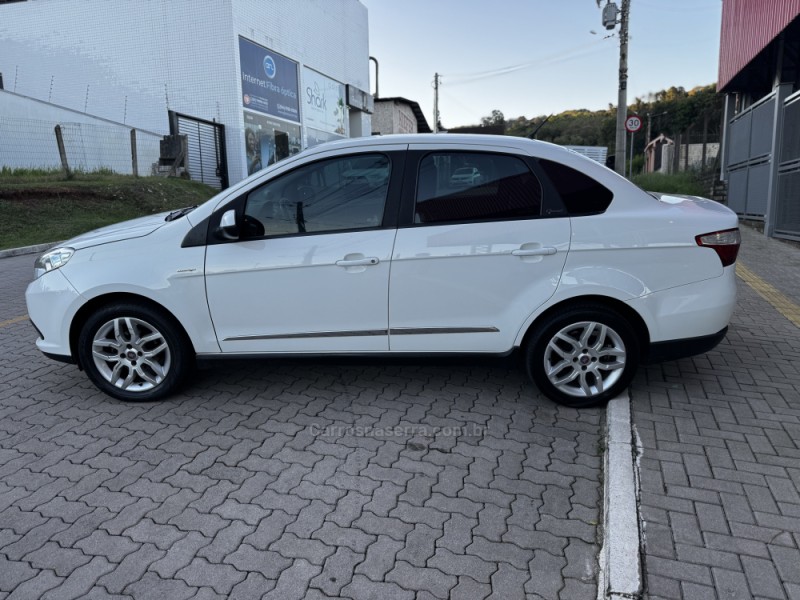 GRAND SIENA 1.6 MPI ESSENCE 16V FLEX 4P AUTOMATIZADO