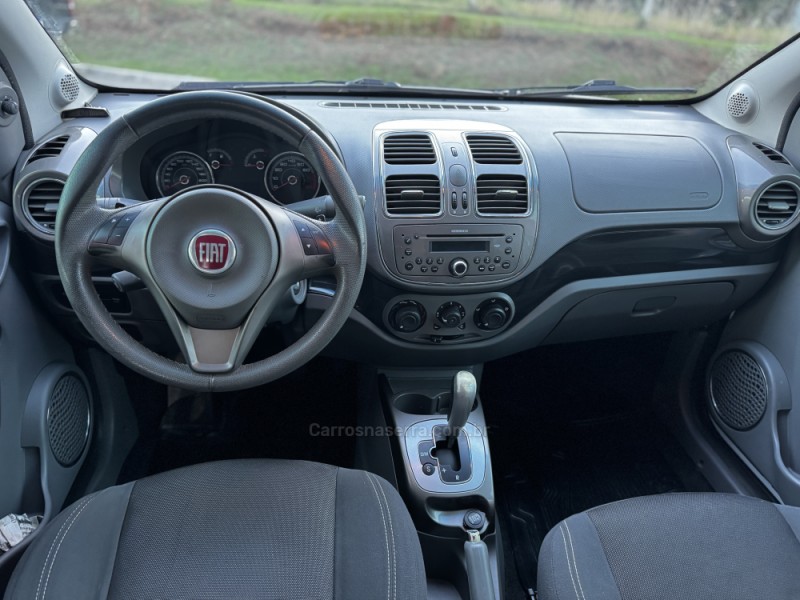 GRAND SIENA 1.6 MPI ESSENCE 16V FLEX 4P AUTOMATIZADO - 2013 - FELIZ