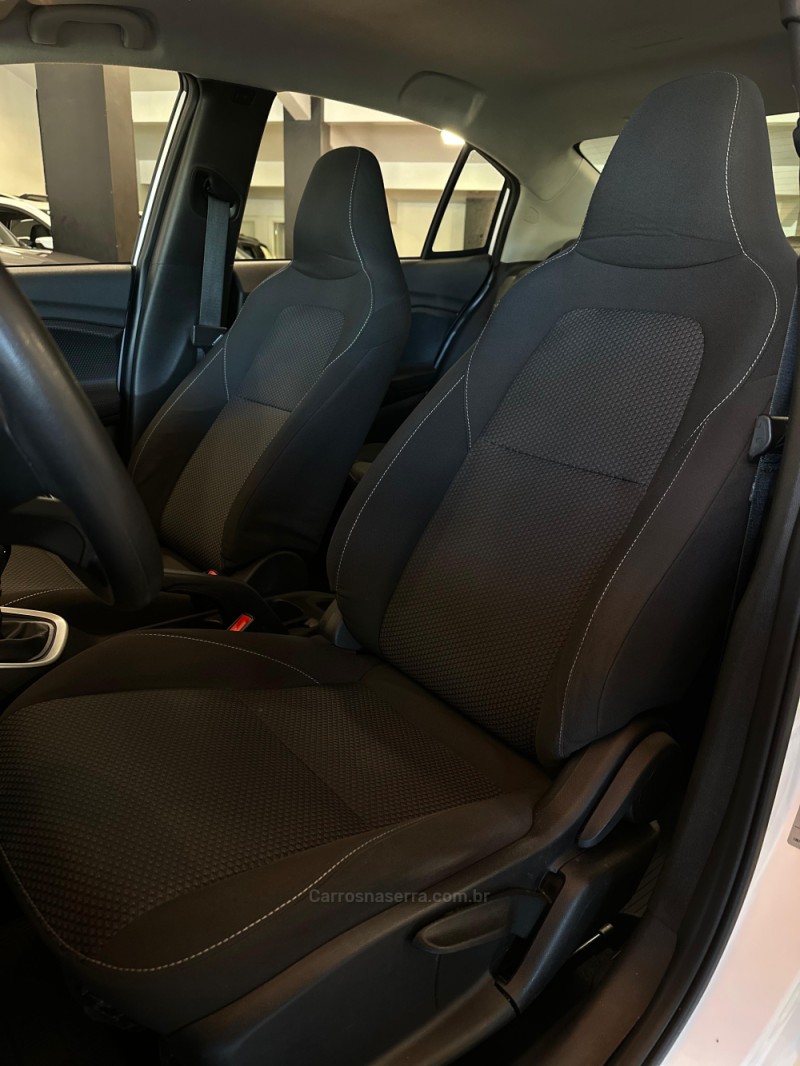 ONIX 1.0 LT2 PLUS 12V FLEX 4P MANUAL - 2022 - CAXIAS DO SUL