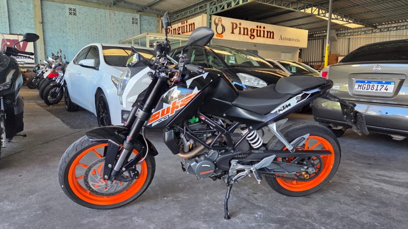 DUKE 200