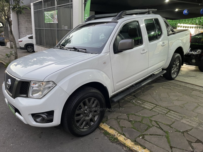 FRONTIER 2.5 SL 4X4 CD TURBO ELETRONIC DIESEL 4P AUTOMÁTICO