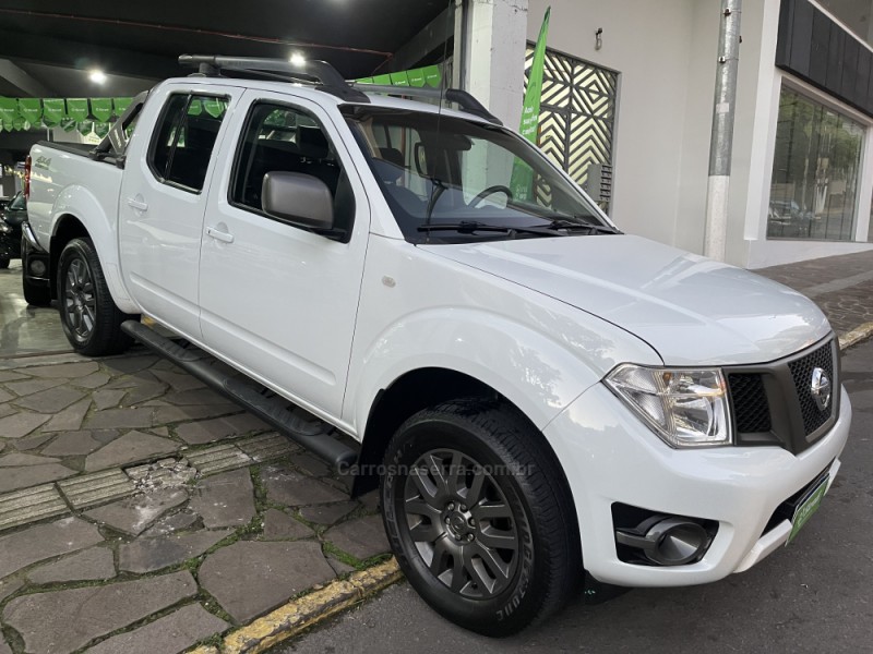 FRONTIER 2.5 SL 4X4 CD TURBO ELETRONIC DIESEL 4P AUTOMÁTICO - 2016 - BENTO GONçALVES