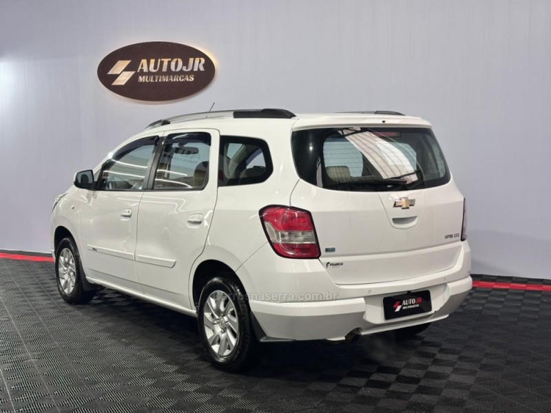 SPIN 1.8 LTZ 8V FLEX 4P AUTOMÁTICO - 2013 - VACARIA