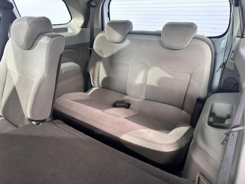 SPIN 1.8 LTZ 8V FLEX 4P AUTOMÁTICO - 2013 - VACARIA