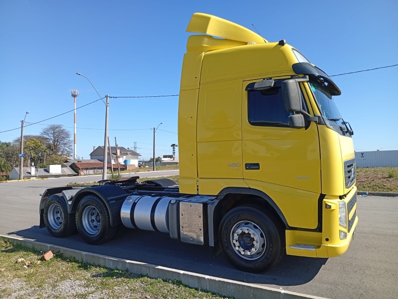 FH 460 GLOBETROTTER 6X2 - 2012 - FARROUPILHA