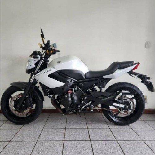 XJ6 N 