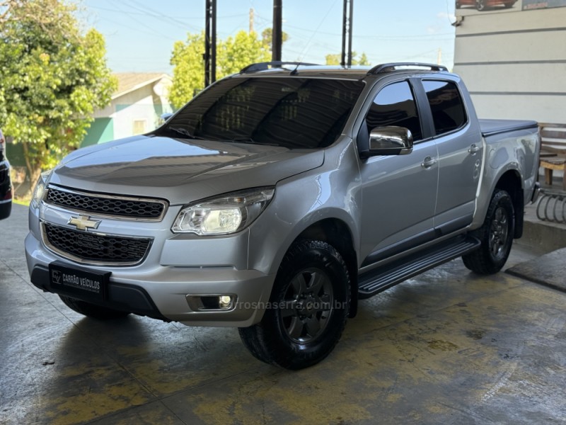 S10 2.8 LT 4X4 CD 16V TURBO DIESEL 4P AUTOMÁTICO - 2014 - PAROBé