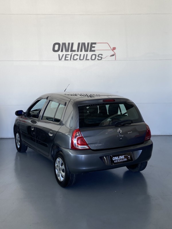CLIO 1.0 EXPRESSION 16V FLEX 4P MANUAL - 2014 - FARROUPILHA