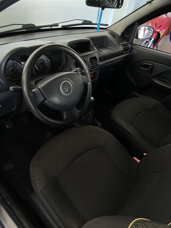 CLIO 1.0 EXPRESSION 16V FLEX 4P MANUAL - 2014 - FARROUPILHA