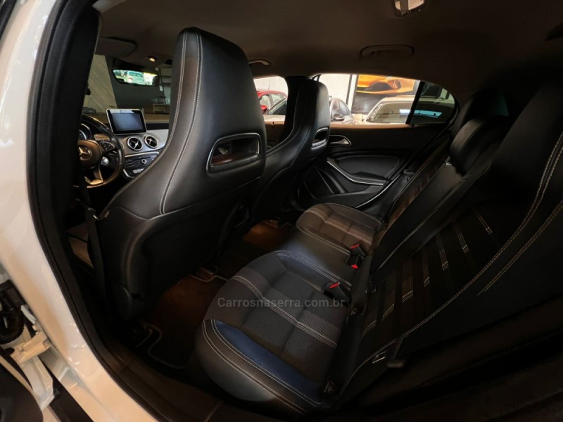 GLA 200 1.6 CGI ADVANCE 16V TURBO FLEX 4P AUTOMÁTICO - 2019 - CAMPO BOM
