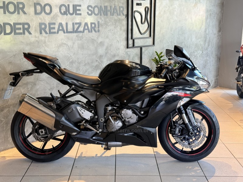 NINJA ZX-6R 636  - 2020 - CAXIAS DO SUL